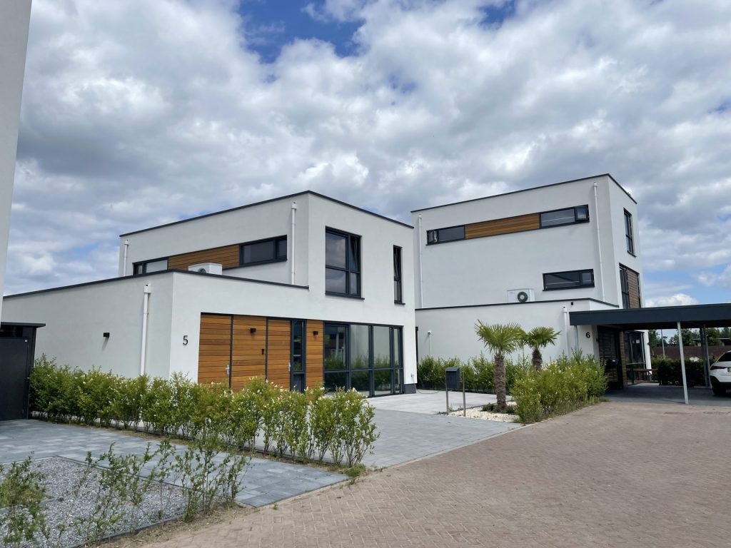 Gevelisolatie bij nieuwbouw van 6 woningen in Elst door HPB Gevelisolatie – foto 2 van 3