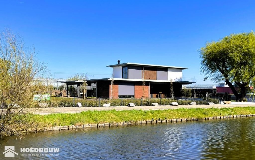 Gevelisolatie bij een nieuwbouwvilla in Naaldwijk door HPB Gevelisolatie – foto 2 van 2